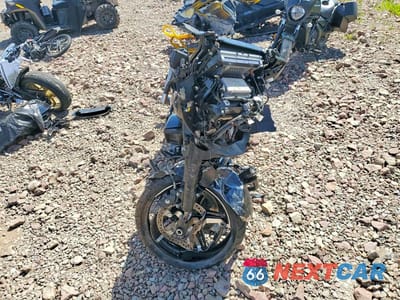 Trzecie zdjęcie samochodu z tyłu: 2024 HARLEY-DAVIDSON FLHX VIN:1HD1KB718RB623455 - miniatura