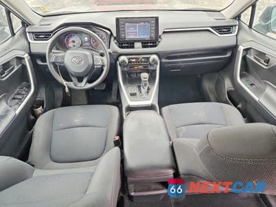 Zdjęcie 8 z 13 samochodu: 2020 TOYOTA RAV4 LE VIN:2T3F1RFV8LW127397 - miniatura