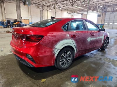 Trzecie zdjęcie samochodu z tyłu: 2023 KIA FORTE LXS VIN:3KPF24AD6PE592101 - miniatura