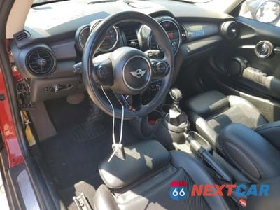 Zdjęcie 8 z 12 samochodu: 2016 MINI COOPER VIN:WMWXP5C59G3B76343 - miniatura