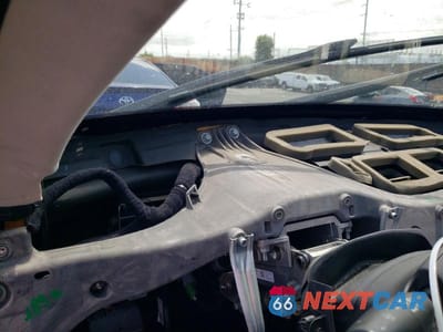 Zdjęcie 9 z 12 samochodu: 2016 MASERATI GHIBLI VIN:ZAM57XSAXG1168485 - miniatura