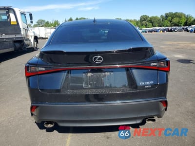 Zdjęcie 6 z 12 samochodu: 2021 LEXUS IS 300 VIN:JTHC81F23M5044487 - miniatura