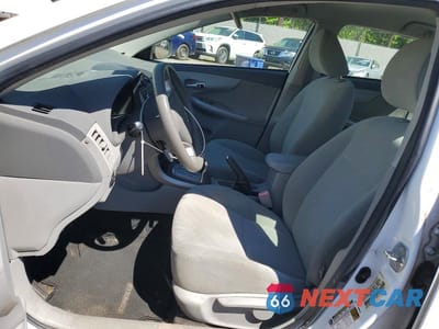Zdjęcie 7 z 12 samochodu: 2010 TOYOTA COROLLA LE VIN:1NXBU4EE5AZ333194 - miniatura