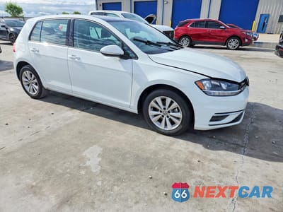 Czwarte zdjęcie samochodu z boku: 2020 VOLKSWAGEN GOLF VIN:3VWG57AUXLM001326 - miniatura