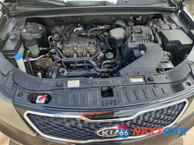 Zdjęcie 12 z 13 samochodu: 2011 KIA SORENTO SX VIN:5XYKWDA23BG121584 - miniatura