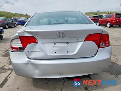 Zdjęcie 6 z 12 samochodu: 2008 HONDA CIVIC LX VIN:1HGFA16528L000562 - miniatura