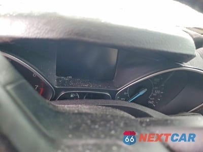 Zdjęcie 9 z 13 samochodu: 2017 FORD ESCAPE SE VIN:1FMCU0G95HUA25658 - miniatura