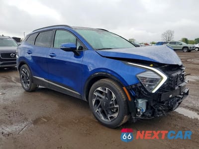 Czwarte zdjęcie samochodu z boku: 2025 KIA SPORTAGE SX PRESTIGE VIN:5XYK53DF9SG280492 - miniatura