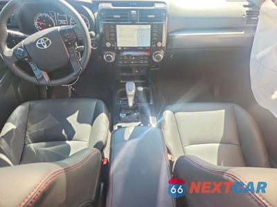 Zdjęcie 8 z 12 samochodu: 2024 TOYOTA 4RUNNER TRD PRO VIN:JTELU5JR0R6275725 - miniatura