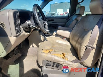 Zdjęcie 7 z 12 samochodu: 2000 GMC YUKON XL K1500 VIN:3GKFK16T7YG211963 - miniatura