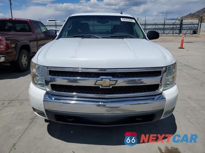 Piąte zdjęcie samochodu w środku: 2008 CHEVROLET SILVERADO K1500 VIN:2GCEK133681305742 - miniatura