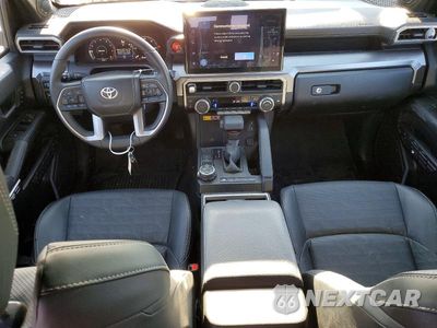 Zdjęcie 8 z 13 samochodu: 2025 TOYOTA 4RUNNER TRD OFF-ROAD PREMIUM VIN:JTEVA5BR6S5020220 - miniatura