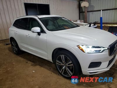Czwarte zdjęcie samochodu z boku: 2020 VOLVO XC60 T5 MOMENTUM VIN:YV4102RKXL1488714 - miniatura