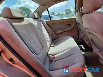 Zdjęcie 10 z 12 samochodu: 2006 HYUNDAI ELANTRA GLS VIN:KMHDN46D06U267804 - miniatura