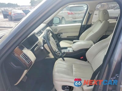 Zdjęcie 7 z 12 samochodu: 2017 LAND ROVER RANGE ROVER HSE VIN:SALGS2FV5HA372357 - miniatura