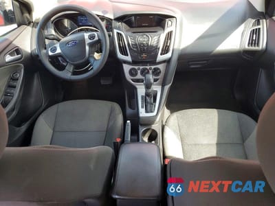 Zdjęcie 8 z 12 samochodu: 2014 FORD FOCUS SE VIN:1FADP3F24EL450821 - miniatura