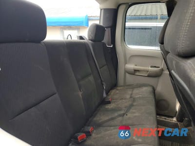 Zdjęcie 10 z 13 samochodu: 2013 GMC SIERRA K2500 HEAVY DUTY VIN:1GT22ZCG1DZ394240 - miniatura