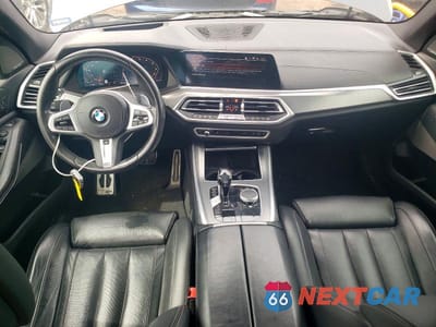 Zdjęcie 8 z 13 samochodu: 2020 BMW X5 M50I VIN:5UXJU4C02L9B93880 - miniatura
