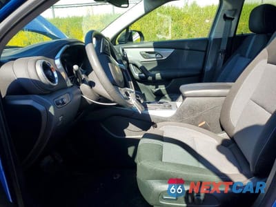 Zdjęcie 7 z 13 samochodu: 2024 CHEVROLET BLAZER VIN:3GNKBHR40RS151196 - miniatura