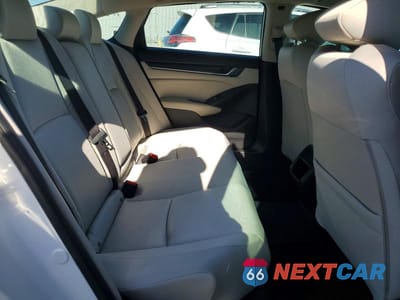 Zdjęcie 10 z 12 samochodu: 2019 HONDA ACCORD LX VIN:1HGCV1F19KA143032 - miniatura