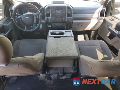 Zdjęcie 8 z 12 samochodu: 2019 FORD F350 SUPER DUTY VIN:1FT8W3DT7KEF15204 - miniatura