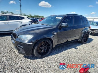 2011 BMW X5 M 5YMGY0C56BLK26311 - główne zdjęcie licytacji z USA - miniatura