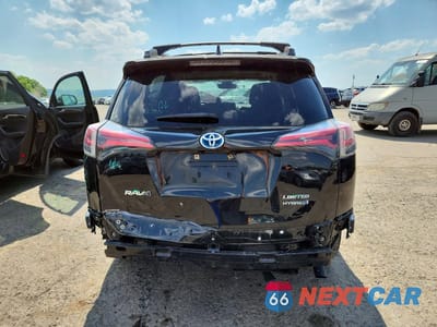 Zdjęcie 6 z 13 samochodu: 2018 TOYOTA RAV4 HV LIMITED VIN:JTMDJREVXJD228248 - miniatura