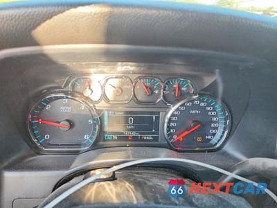 Zdjęcie 9 z 12 samochodu: 2018 CHEVROLET SILVERADO K1500 LT VIN:1GCVKREC1JZ318696 - miniatura