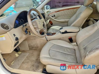 Zdjęcie 7 z 12 samochodu: 2005 MERCEDES-BENZ CLK 320C VIN:WDBTJ65J35F155241 - miniatura