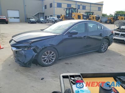2021 MAZDA 3 JM1BPAAL5M1322104 - główne zdjęcie licytacji z USA - miniatura