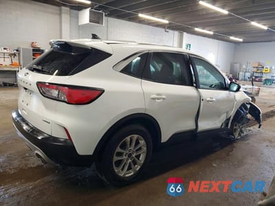 Trzecie zdjęcie samochodu z tyłu: 2022 FORD ESCAPE SE VIN:1FMCU9G64NUB54352 - miniatura