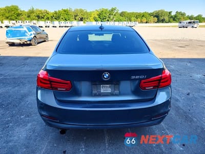 Zdjęcie 6 z 12 samochodu: 2017 BMW 320 I VIN:WBA8E1G39HNU15470 - miniatura