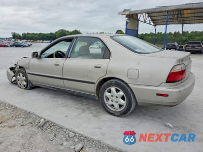 Drugie zdjęcie samochodu z przodu: 1996 HONDA ACCORD LX VIN:1HGCD5639TA020117 - miniatura