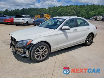 2015 MERCEDES-BENZ C 300 4MATIC 55SWF4KB2FU027725 - główne zdjęcie licytacji z USA - miniatura