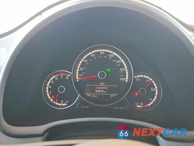 Zdjęcie 9 z 12 samochodu: 2016 VOLKSWAGEN BEETLE SE VIN:3VWJ17AT1GM613459 - miniatura