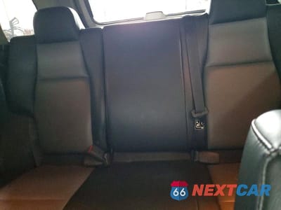Zdjęcie 10 z 13 samochodu: 2008 JEEP GRAND CHEROKEE LAREDO VIN:1J8GR48K88C247495 - miniatura