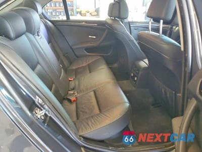 Zdjęcie 10 z 12 samochodu: 2008 BMW 528 XI VIN:WBANV13548CZ60000 - miniatura