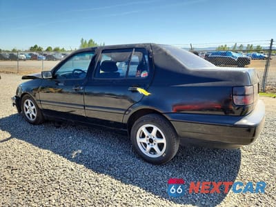 Drugie zdjęcie samochodu z przodu: 1998 VOLKSWAGEN JETTA TDI VIN:3VWRF81H5WM243024 - miniatura