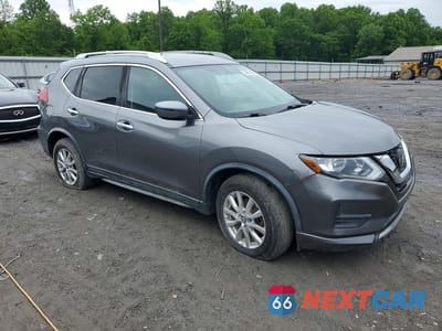 Czwarte zdjęcie samochodu z boku: 2018 NISSAN ROGUE SV VIN:KNMAT2MT7JP536321 - miniatura
