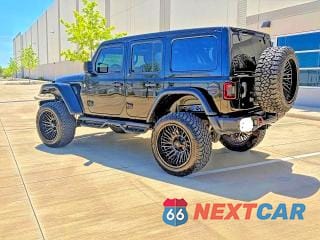 Trzecie zdjęcie samochodu z tyłu: 2018 JEEP WRANGLER UNLIMITED SPORT VIN:1C4HJXDGXJW105594 - miniatura