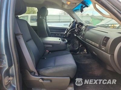 Zdjęcie 7 z 12 samochodu: 2011 CHEVROLET SILVERADO K1500 LT VIN:3GCPKSE32BG309944 - miniatura