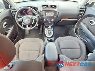 Zdjęcie 8 z 12 samochodu: 2018 KIA SOUL BASE VIN:KNDJN2A28J7522384 - miniatura
