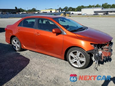 Czwarte zdjęcie samochodu z boku: 2013 TOYOTA COROLLA S SPECIAL EDITION VIN:2T1BU4EE9DC092858 - miniatura