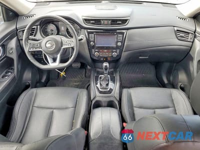 Zdjęcie 8 z 13 samochodu: 2017 NISSAN ROGUE SL VIN:JN8AT2MV5HW270061 - miniatura