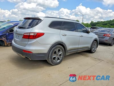 Trzecie zdjęcie samochodu z tyłu: 2016 HYUNDAI SANTA FE SE VIN:KM8SM4HF5GU143781 - miniatura