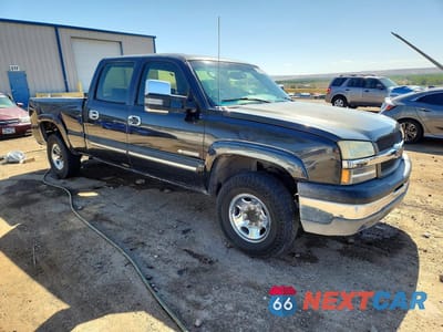 Czwarte zdjęcie samochodu z boku: 2003 CHEVROLET SILVERADO C1500 HEAVY DUTY VIN:1GCGC13U73F250119 - miniatura