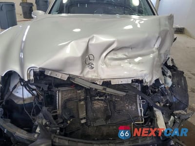 Zdjęcie 11 z 12 samochodu: 2004 MERCEDES-BENZ E 500 4MATIC VIN:WDBUF83JX4X145450 - miniatura