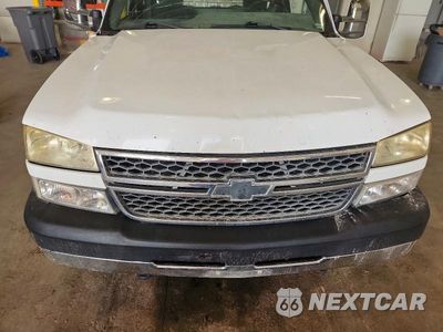 Zdjęcie 11 z 12 samochodu: 2005 CHEVROLET SILVERADO K2500 HEAVY DUTY VIN:1GCHK24U55E301511 - miniatura