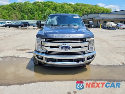 Piąte zdjęcie samochodu w środku: 2018 FORD F250 SUPER DUTY VIN:1FT7W2BT2JEB88816 - miniatura