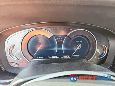 Zdjęcie 9 z 12 samochodu: 2017 BMW 540 XI VIN:WBAJE7C35HG888328 - miniatura